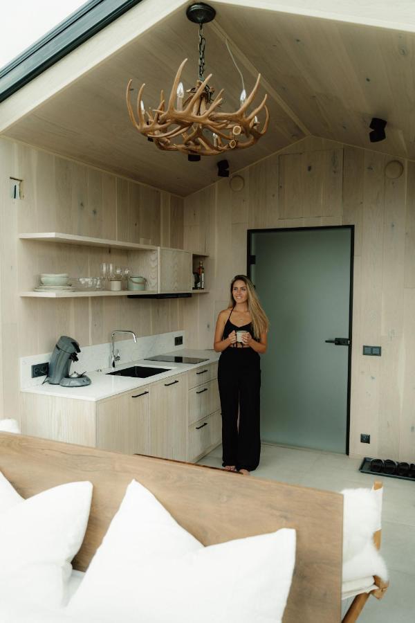 Wonderinn Arctic Utstrand Esterno foto
