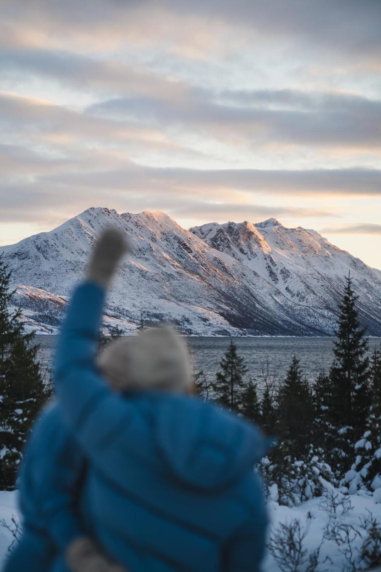 Wonderinn Arctic Utstrand Esterno foto